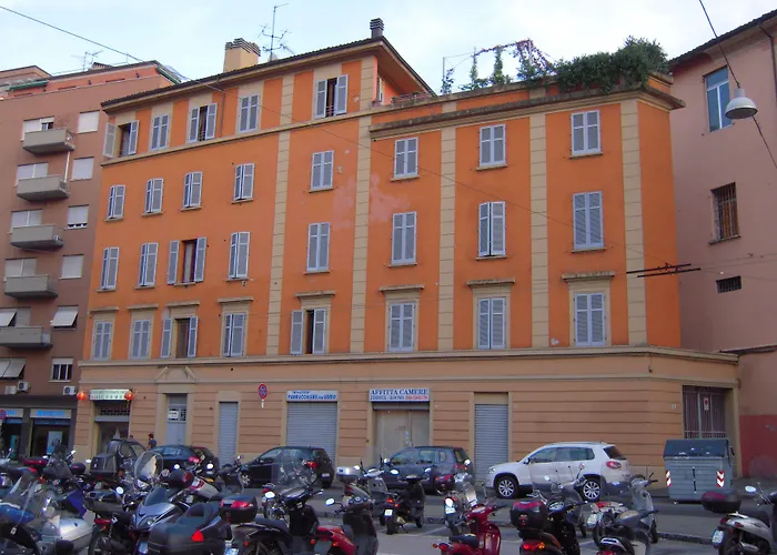 Riva Reno Guesthouse Bologna